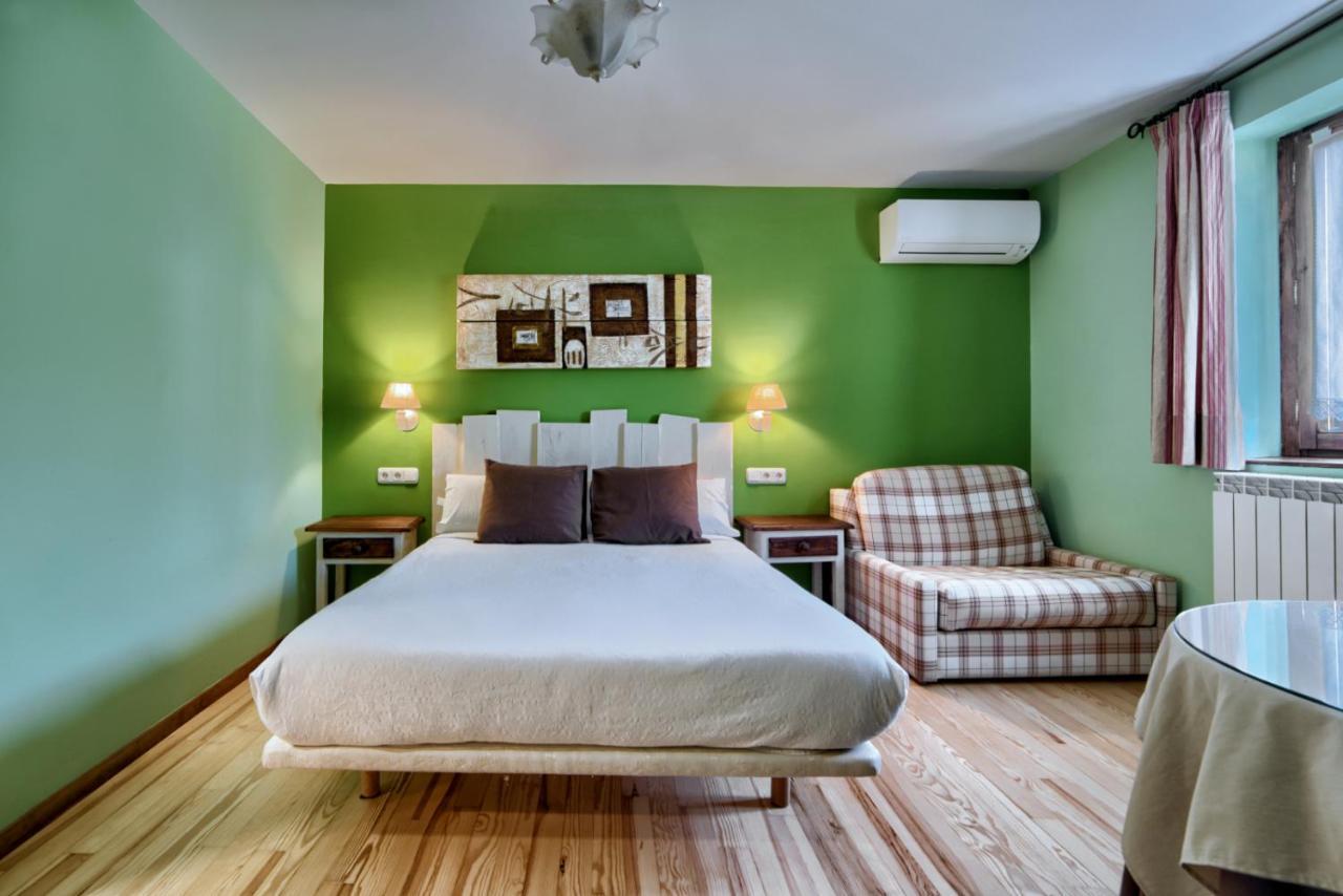Hotel Rural El Almadiero Burgui Екстер'єр фото