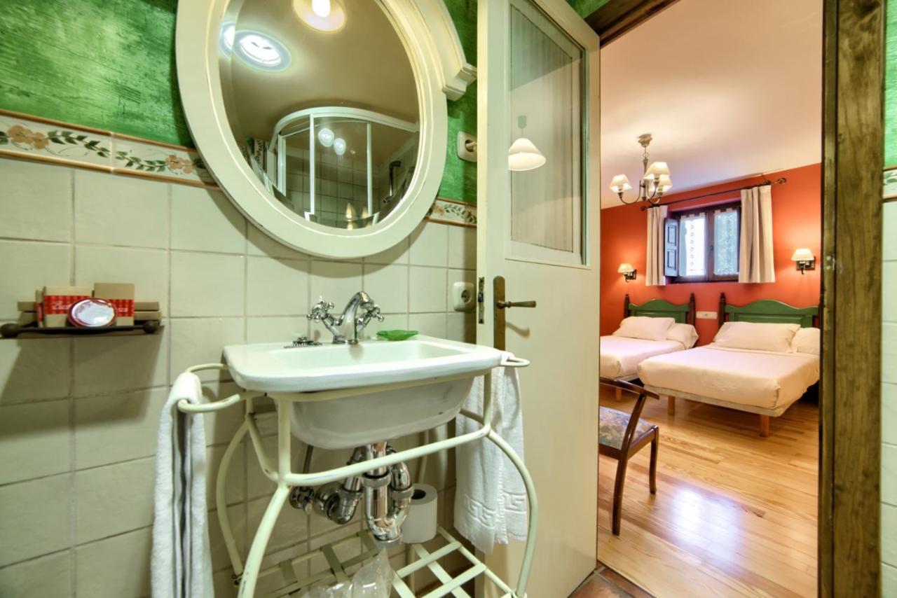 Hotel Rural El Almadiero Burgui Екстер'єр фото