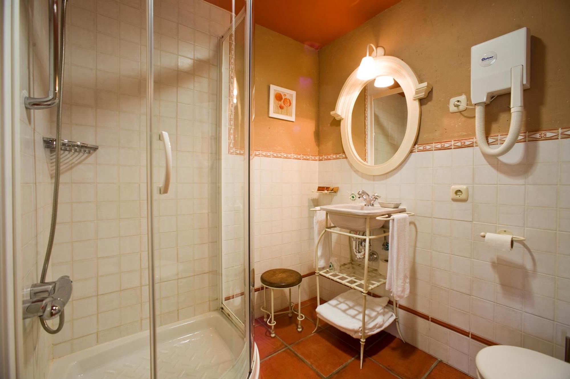 Hotel Rural El Almadiero Burgui Екстер'єр фото